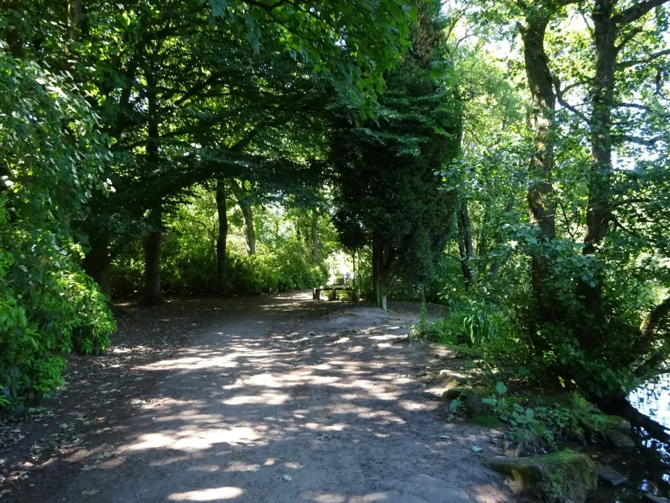 Appalachian Trail Crossing in North Adams, MA | State & County Explorer